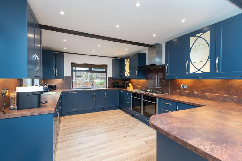 Additional property image - Hedge Place Road, Greenhithe, Kent