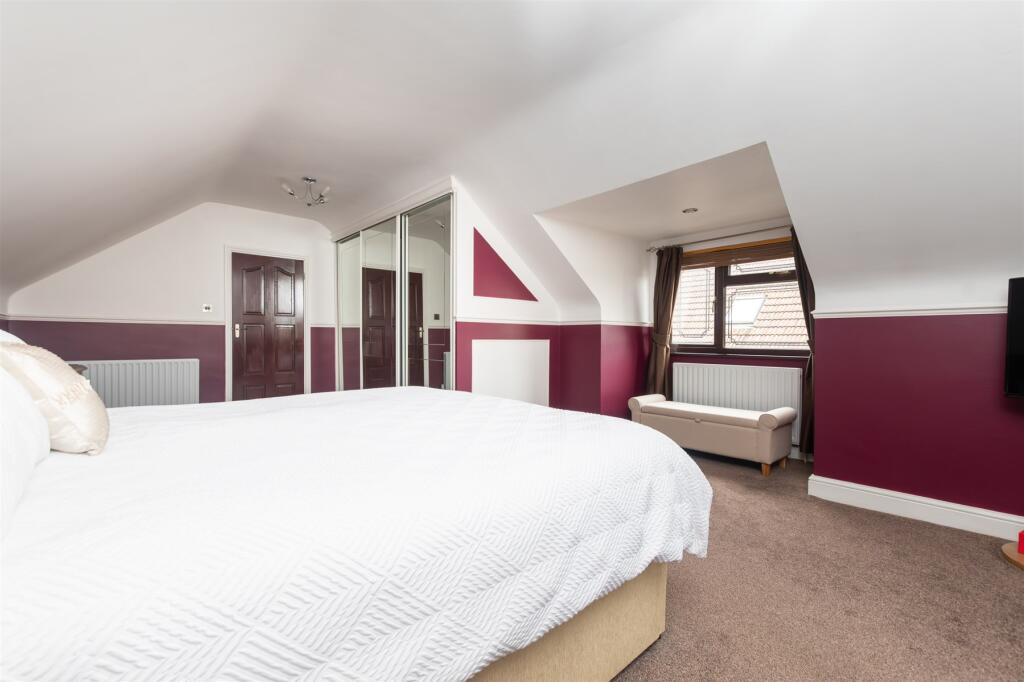 Additional property image - Hedge Place Road, Greenhithe, Kent