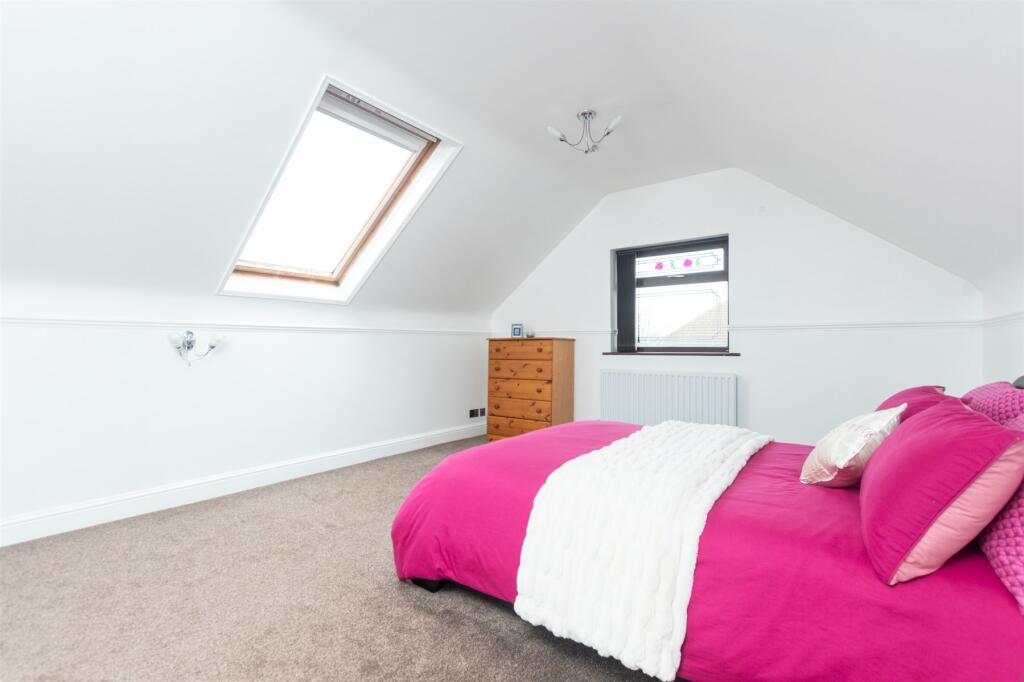 Additional property image - Hedge Place Road, Greenhithe, Kent