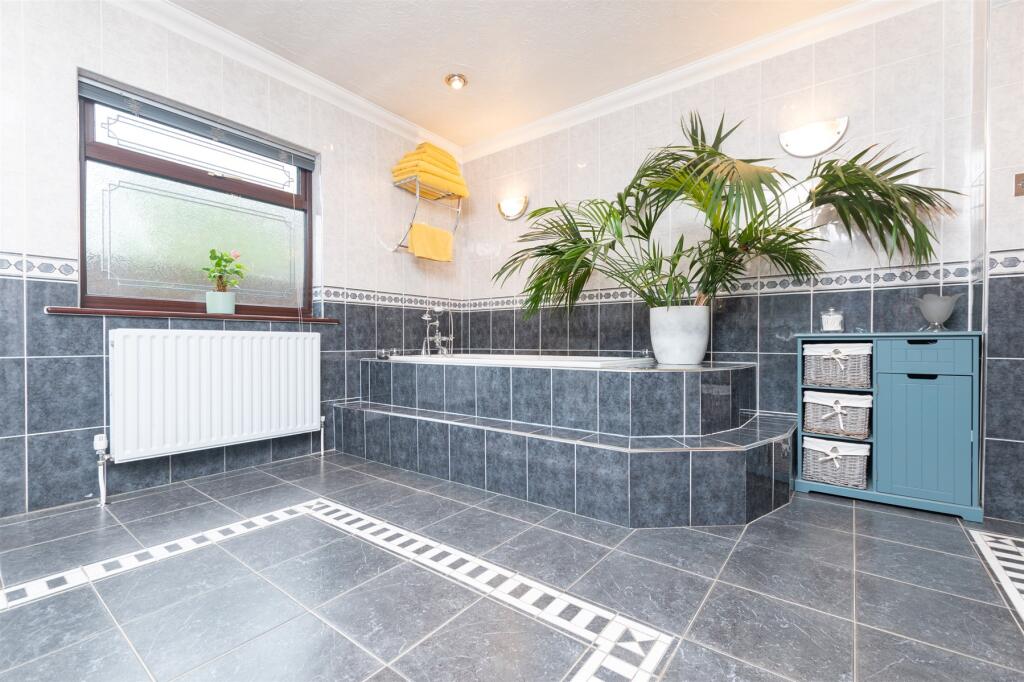 Additional property image - Hedge Place Road, Greenhithe, Kent