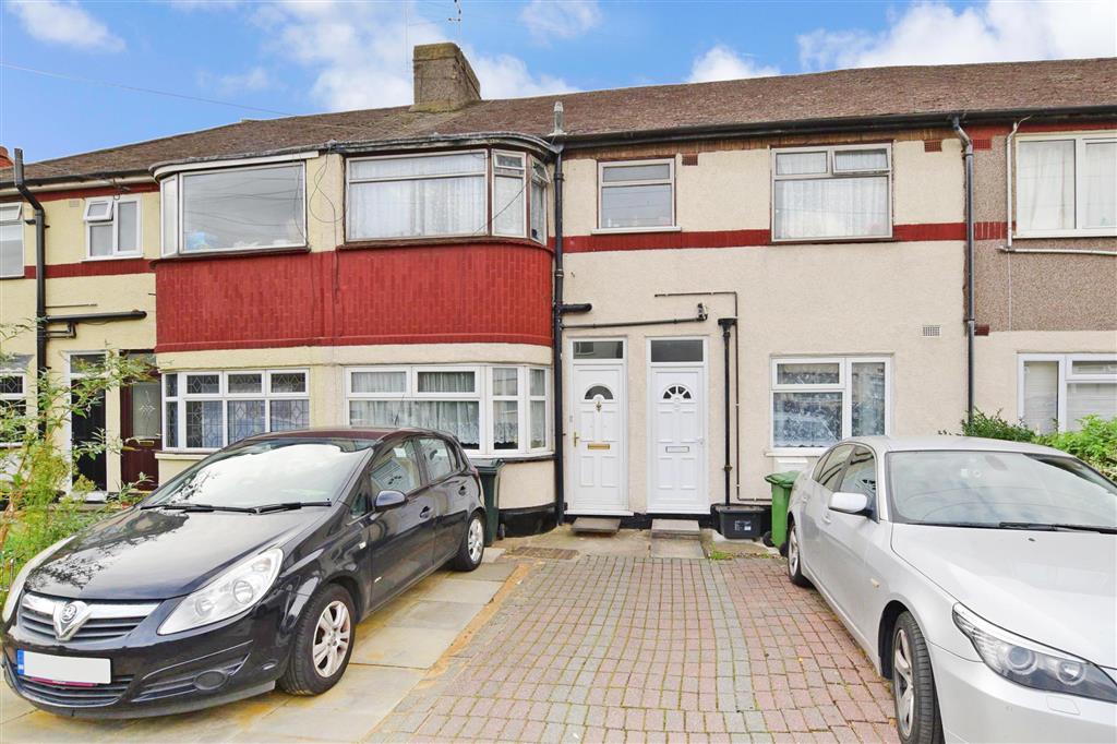 2 bedroom ground floor for sale in Shirley Close, Dartford