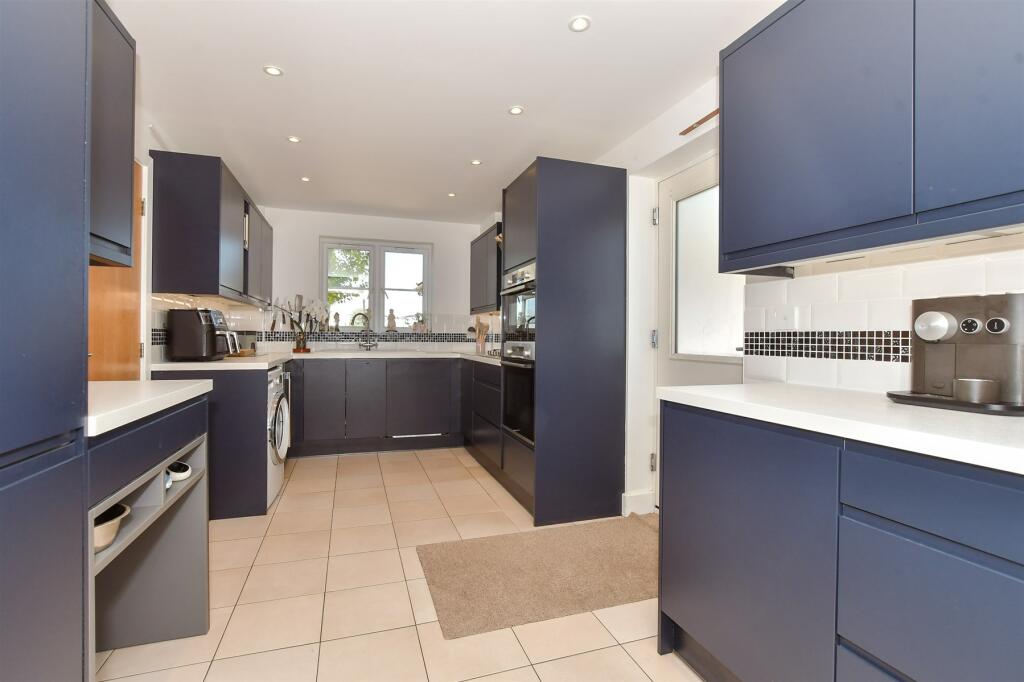 Additional property image - Heronden View, Eastry, Sandwich, Kent