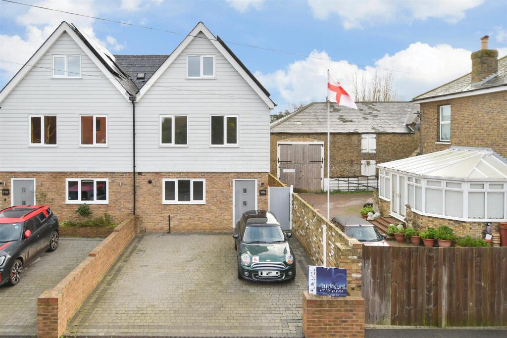 Additional property image - Golf Road, Deal, Kent