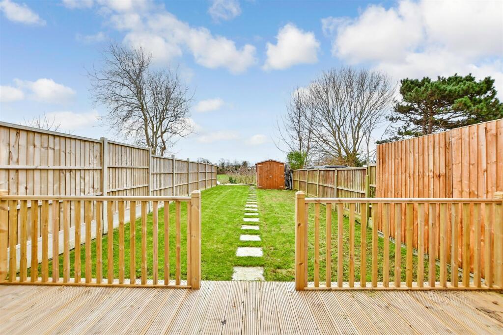 3 bedroom terraced house for sale in Mill Road, Deal, Kent, CT14