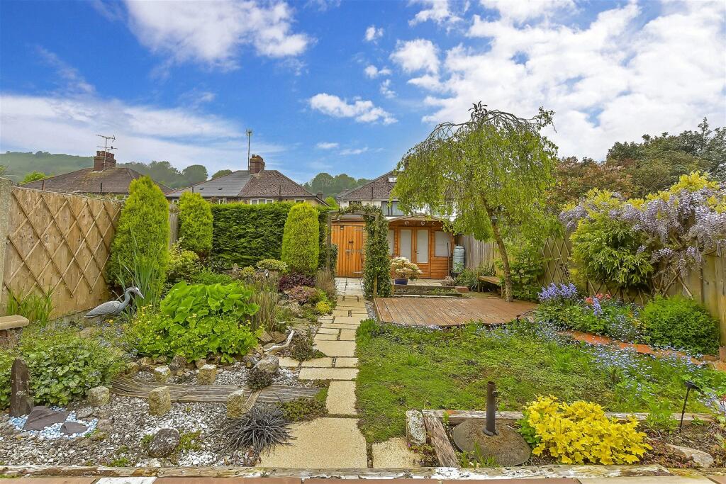 3 bedroom semidetached house for sale in Markland Road, Elms Vale