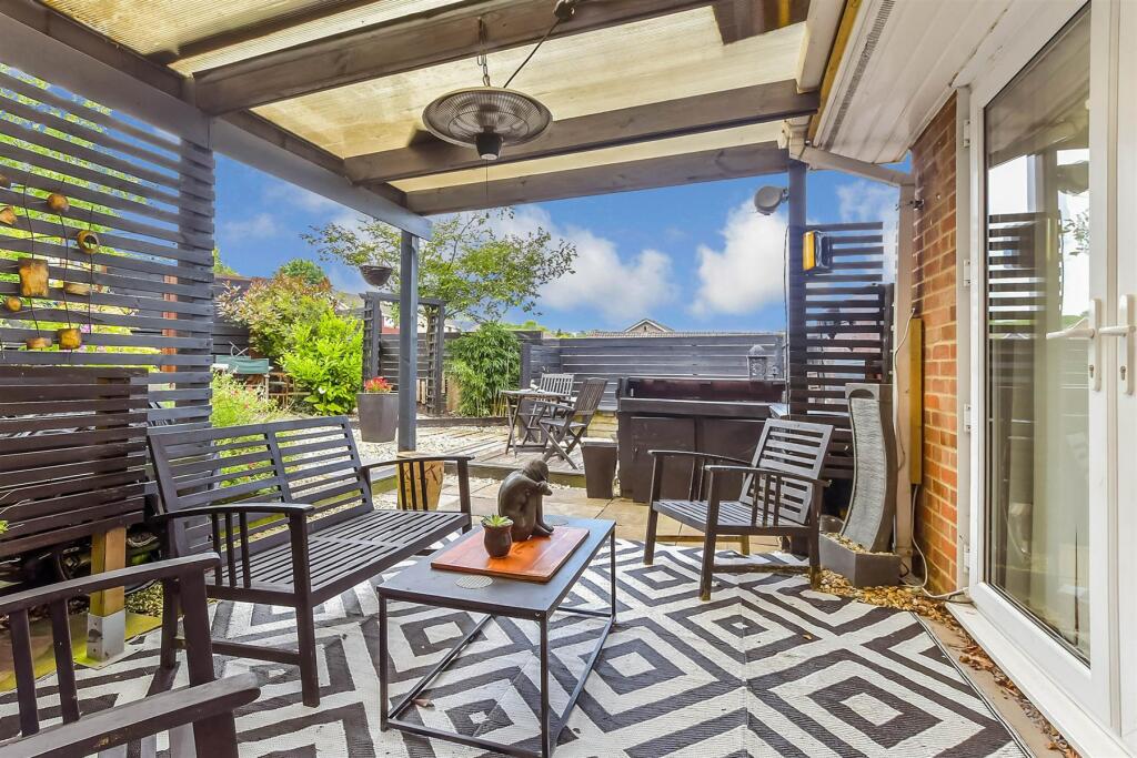 Additional property image - Lyndhurst Road, Dover, Kent