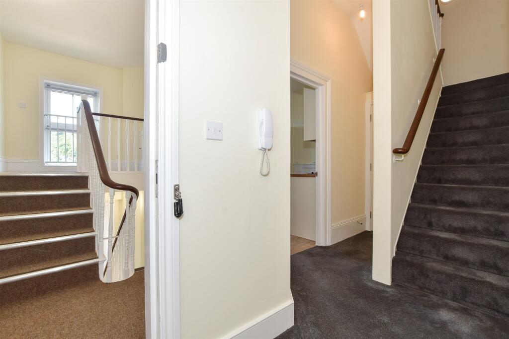 Additional property image - Cambridge Terrace, Dover, Kent