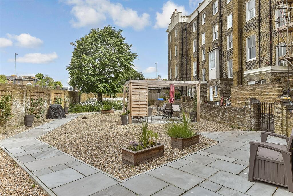 Additional property image - Cambridge Terrace, Dover, Kent