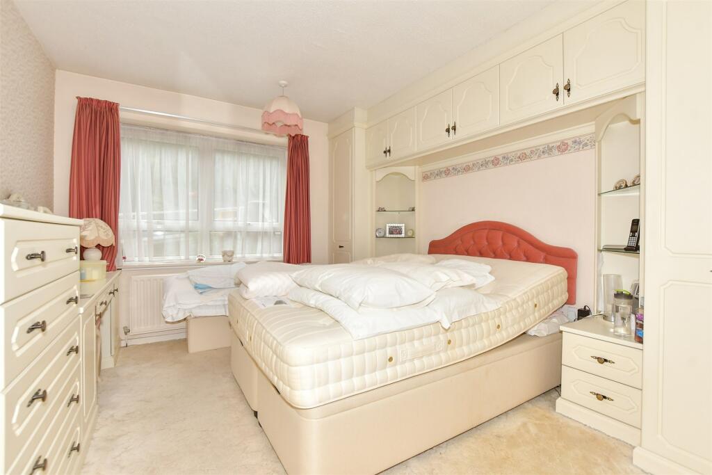 Additional property image - London Road, River, Kent