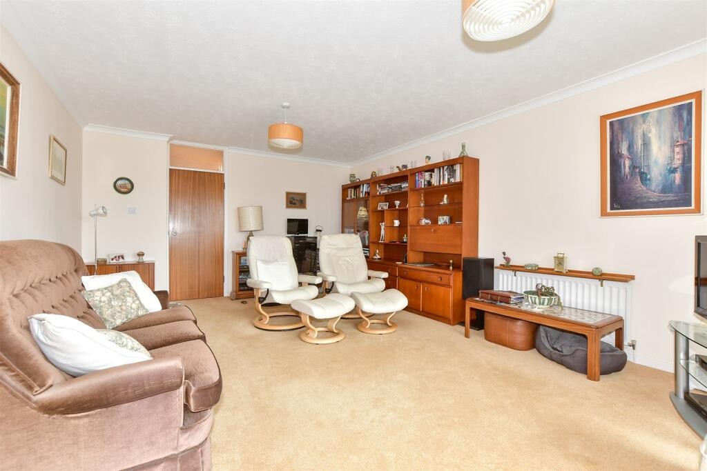 Additional property image - London Road, River, Kent