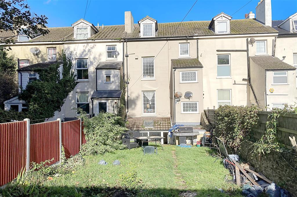 5 bedroom terraced house for sale in Folkestone Road, Dover, Kent, CT17