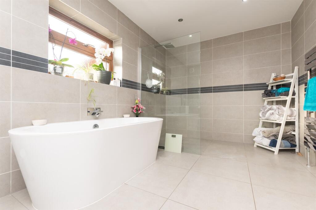 Additional property image - Bower Lane, Eynsford, Kent