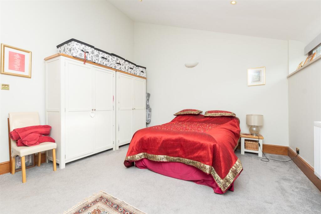 Additional property image - Bower Lane, Eynsford, Kent