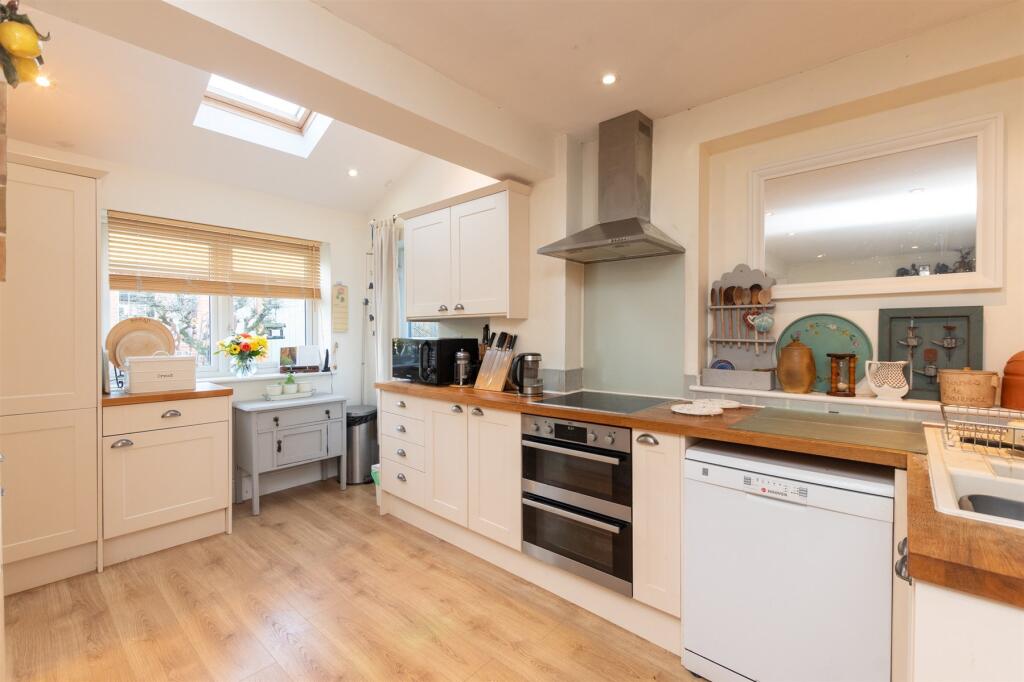Main image of property: Maplescombe Lane, Farningham, Dartford, Kent