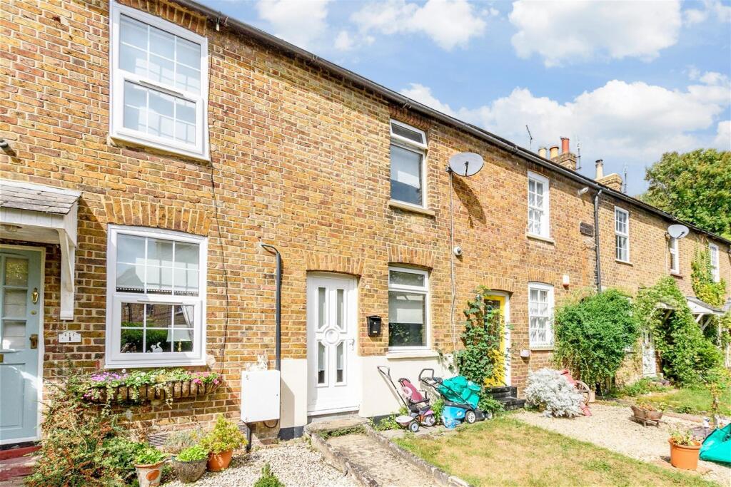 Main image of property: High Street, Farningham, Kent