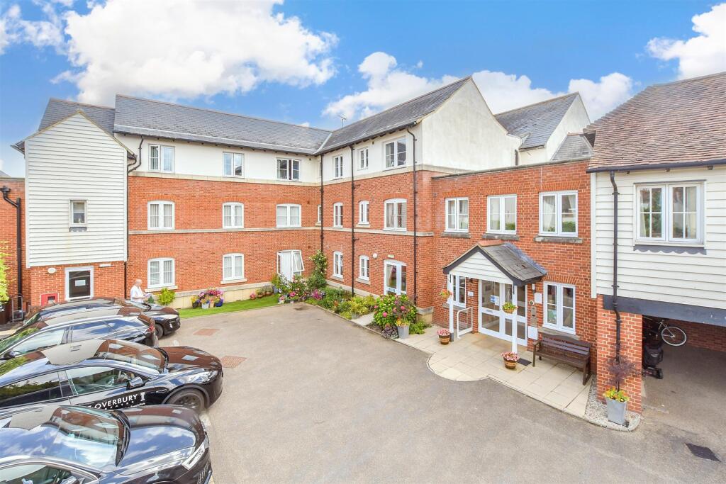 Main image of property: East Street, Faversham, Kent