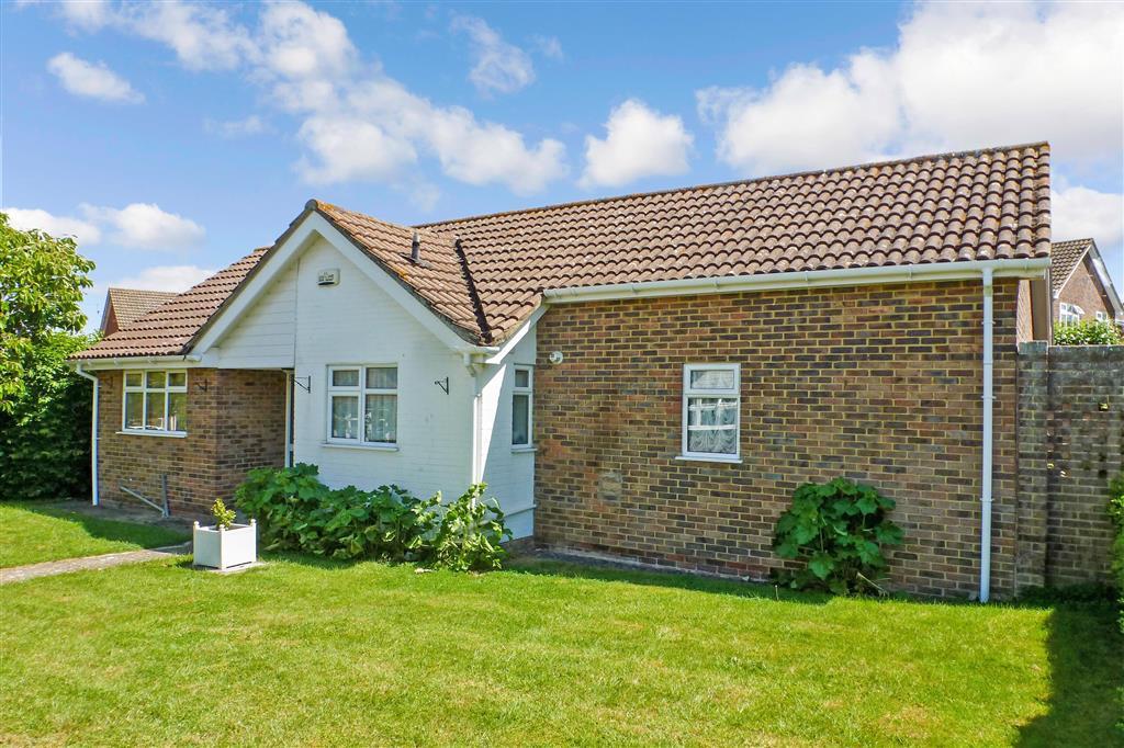 2 bedroom detached bungalow for sale in Bramley Avenue, Faversham, Kent