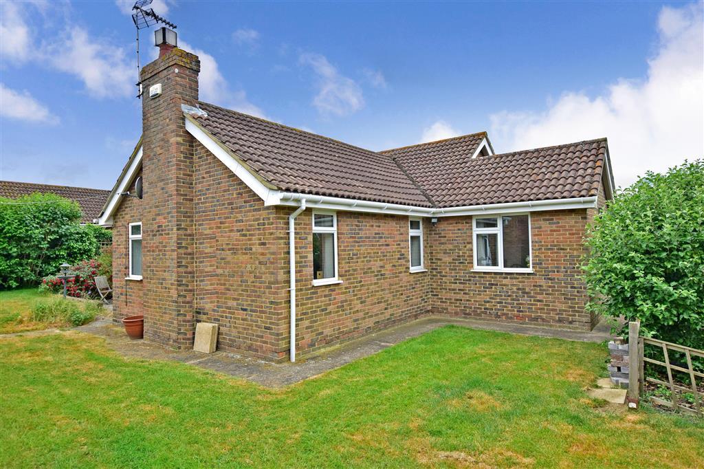 2 bedroom detached bungalow for sale in Bramley Avenue, Faversham, Kent, ME13