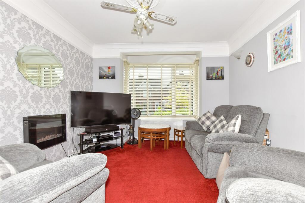 3 bedroom terraced house for sale in Ashley Avenue, Cheriton