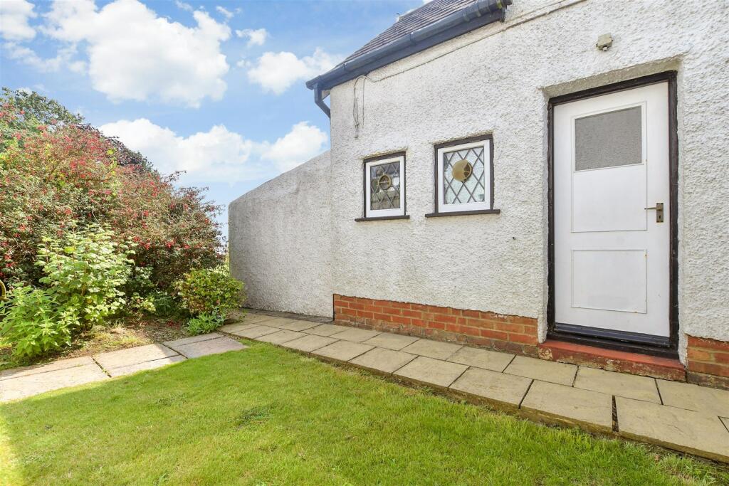 Additional property image - Capel-Le-Ferne, Capel-Le-Ferne, Folkestone, Kent