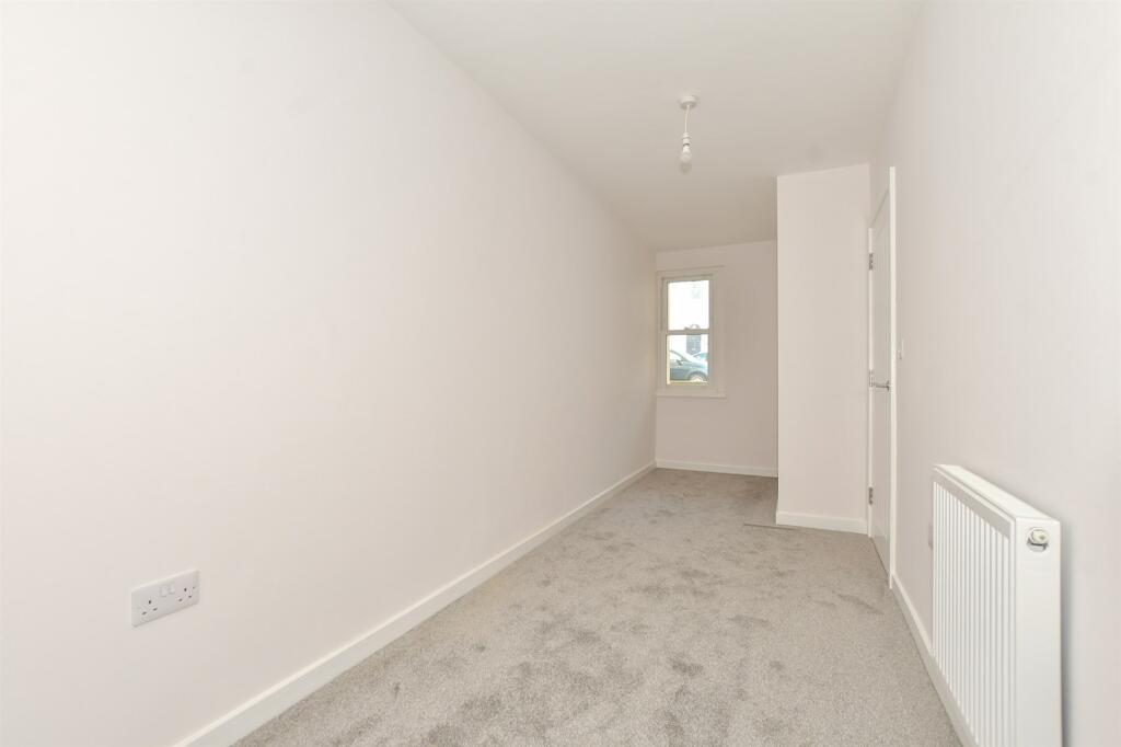 Additional property image - Trinity Gardens, Folkestone, Kent