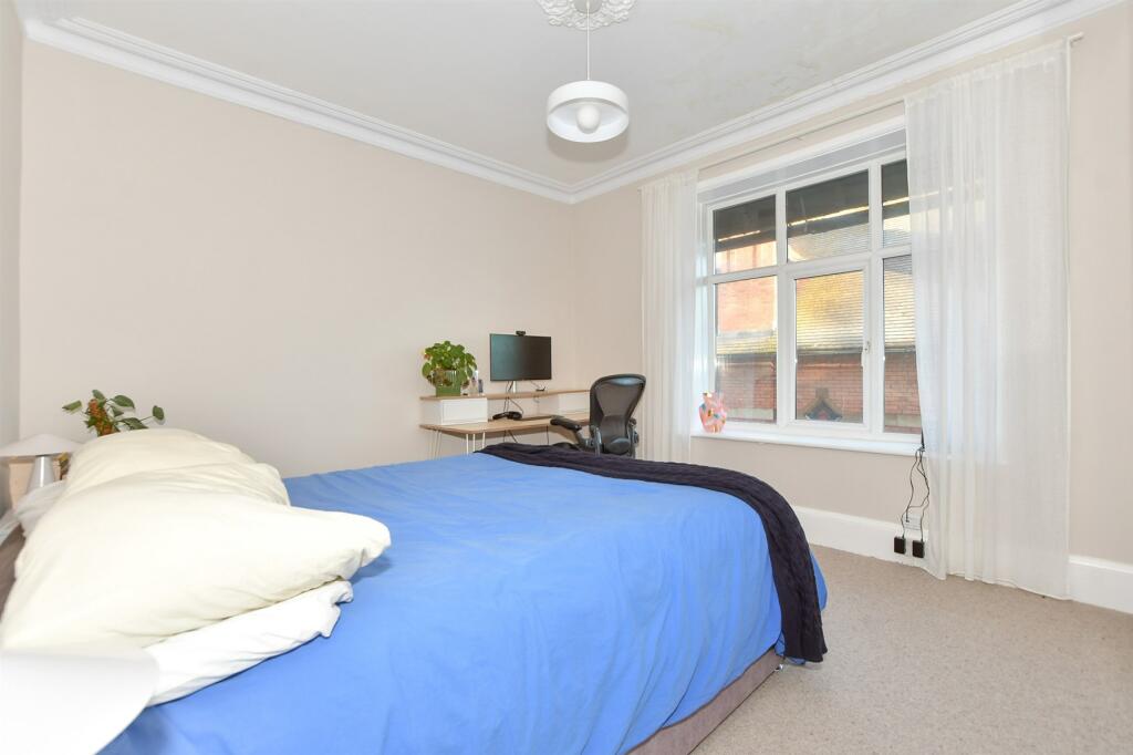 Additional property image - Radnor Park West, Folkestone, Kent
