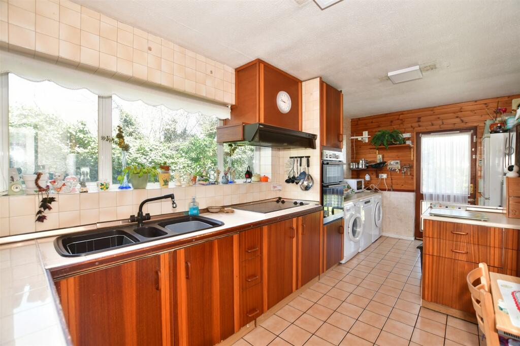 Additional property image - Thong Lane, Gravesend, Kent
