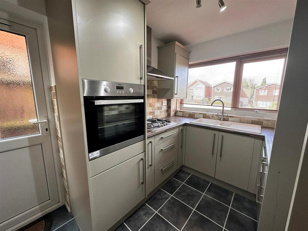 3 bedroom link detached house for sale in The Braes, Higham, Rochester