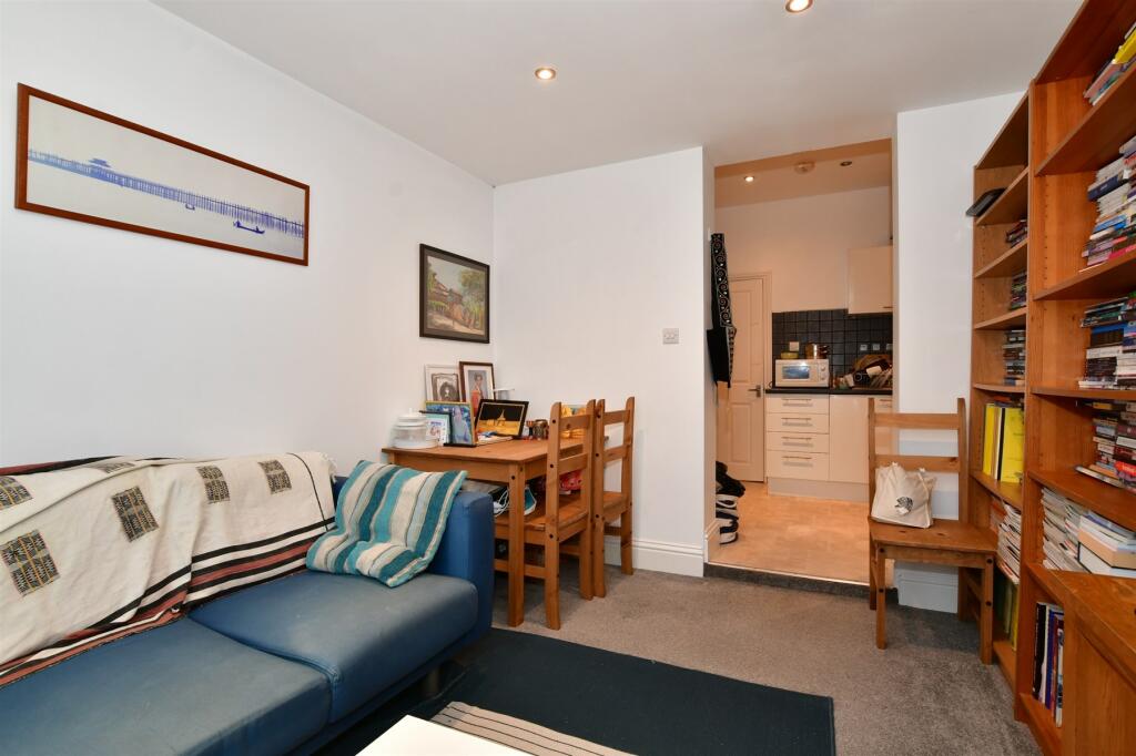 Additional property image - Parrock Street, Gravesend, Kent