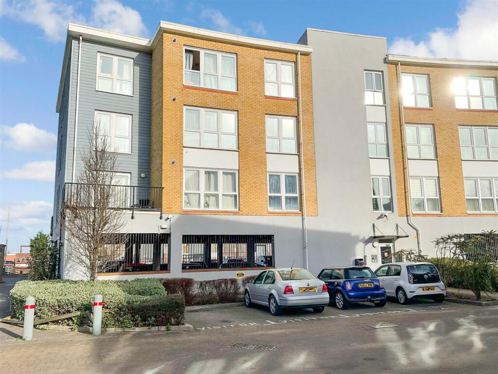 Additional property image - Admirals Way, Gravesend, Kent