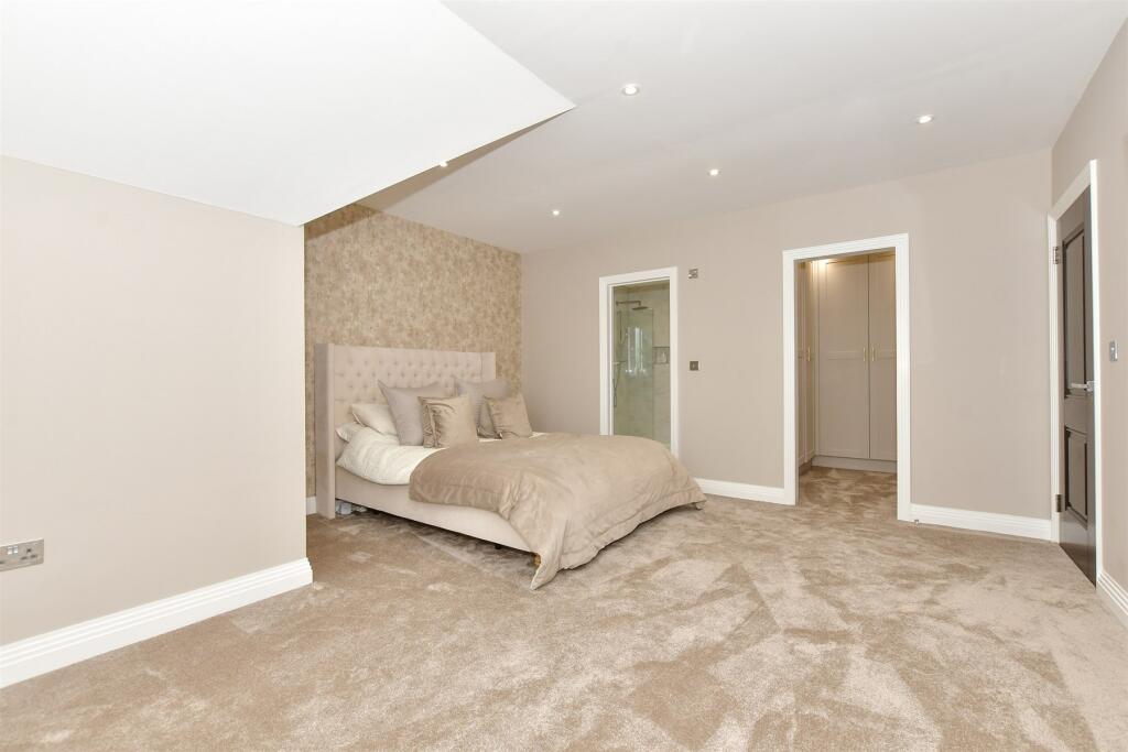 Additional property image - Pear Tree Lane, Shorne, Gravesend, Kent