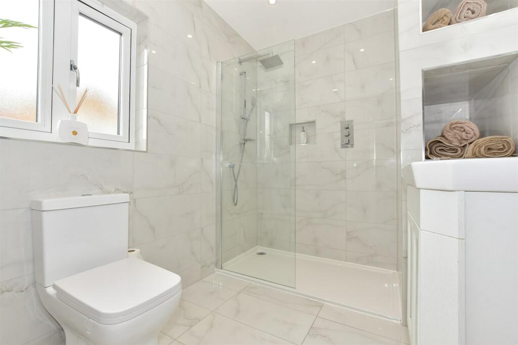 Additional property image - Pear Tree Lane, Shorne, Gravesend, Kent