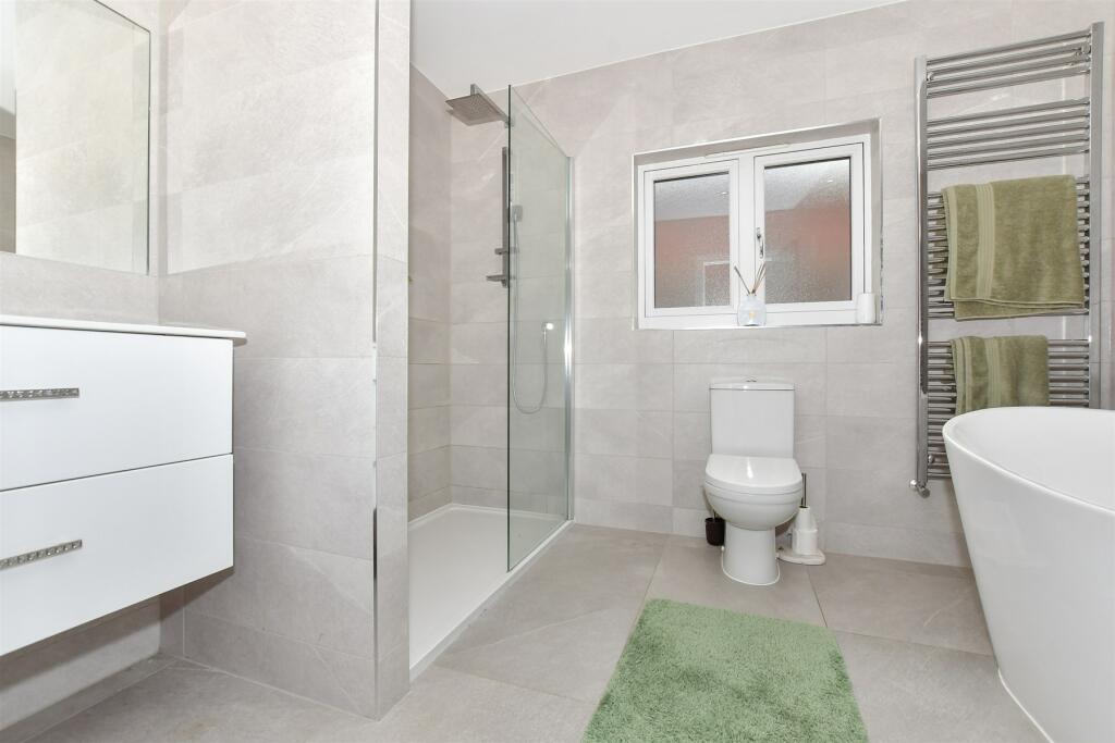 Additional property image - Pear Tree Lane, Shorne, Gravesend, Kent