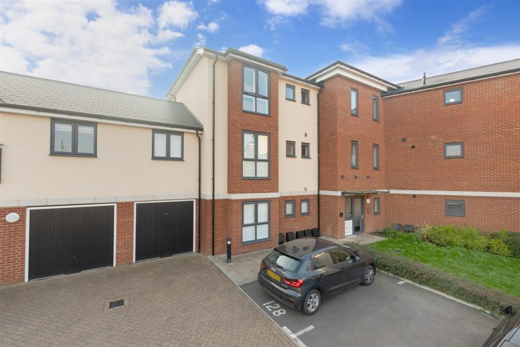 Additional property image - Hindmarsh Crescent, Gravesend, Kent
