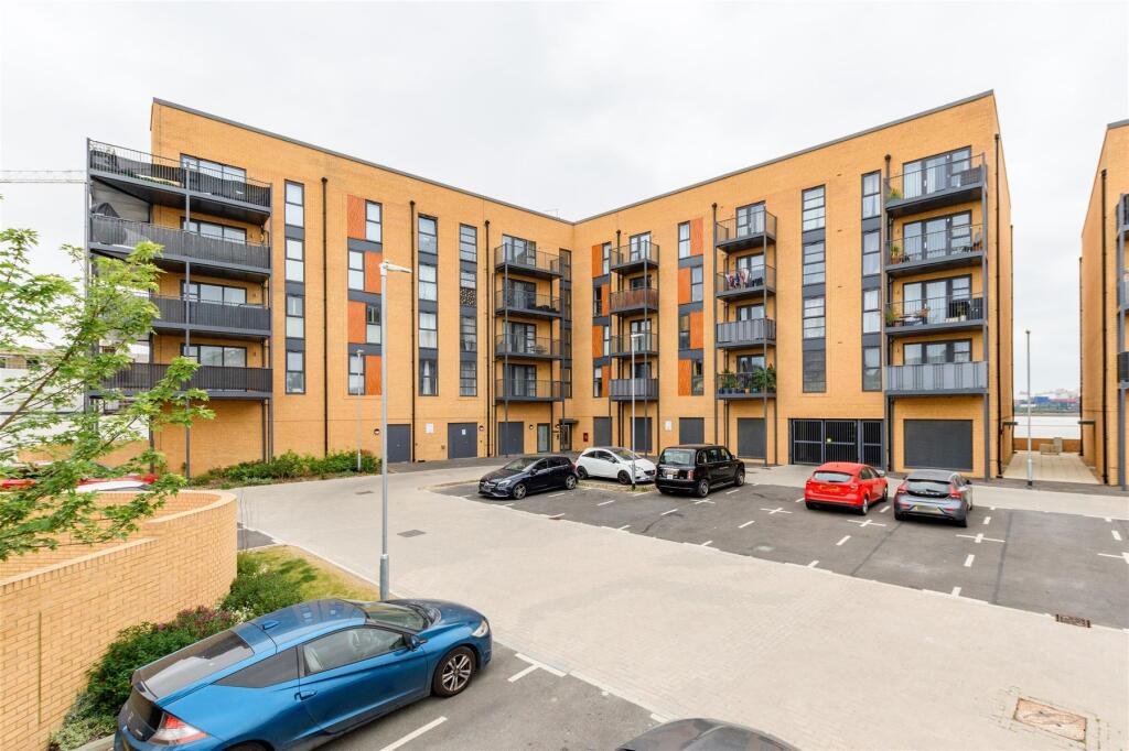 Main image of property: Henley Approach, Northfleet, Gravesend, Kent