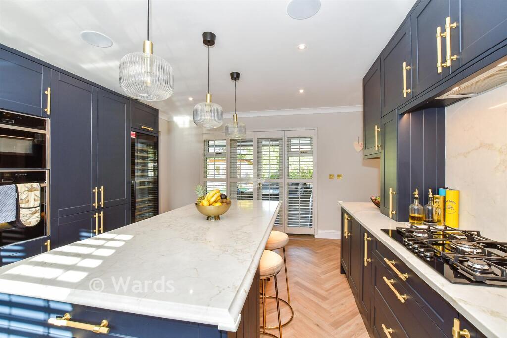 Main image of property: Lenham Road, Kingswood, Maidstone, Kent