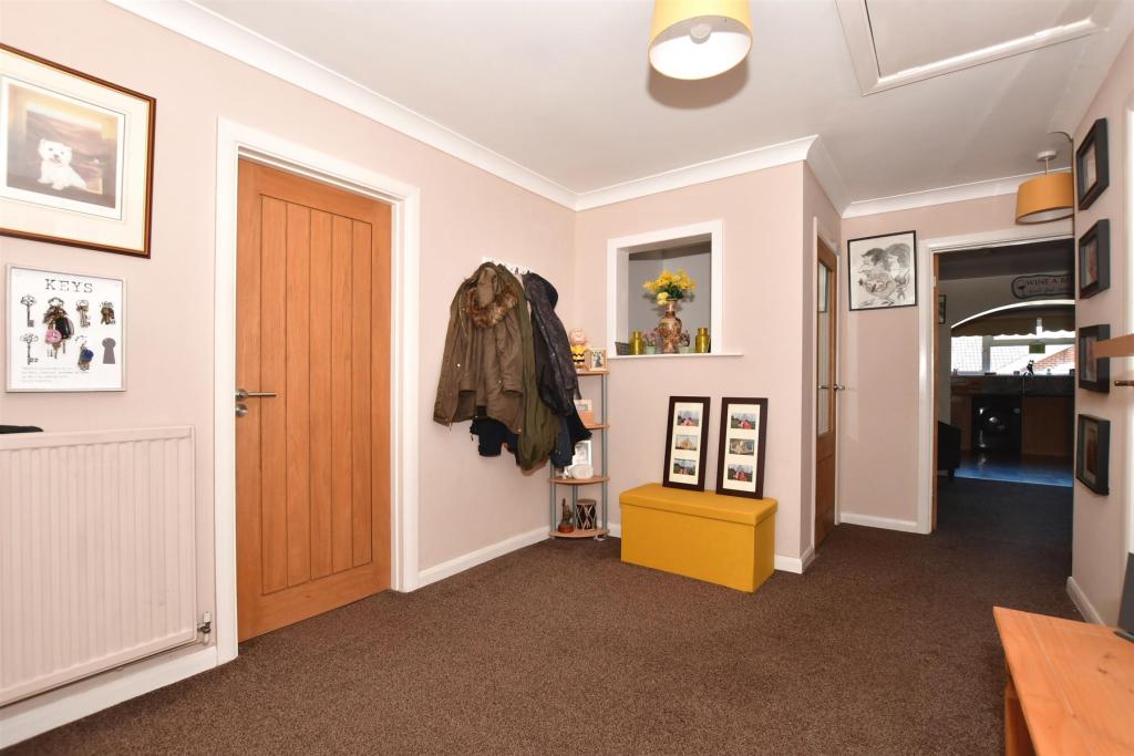 2 bedroom detached bungalow for sale in Strode Park Road, Herne, Herne