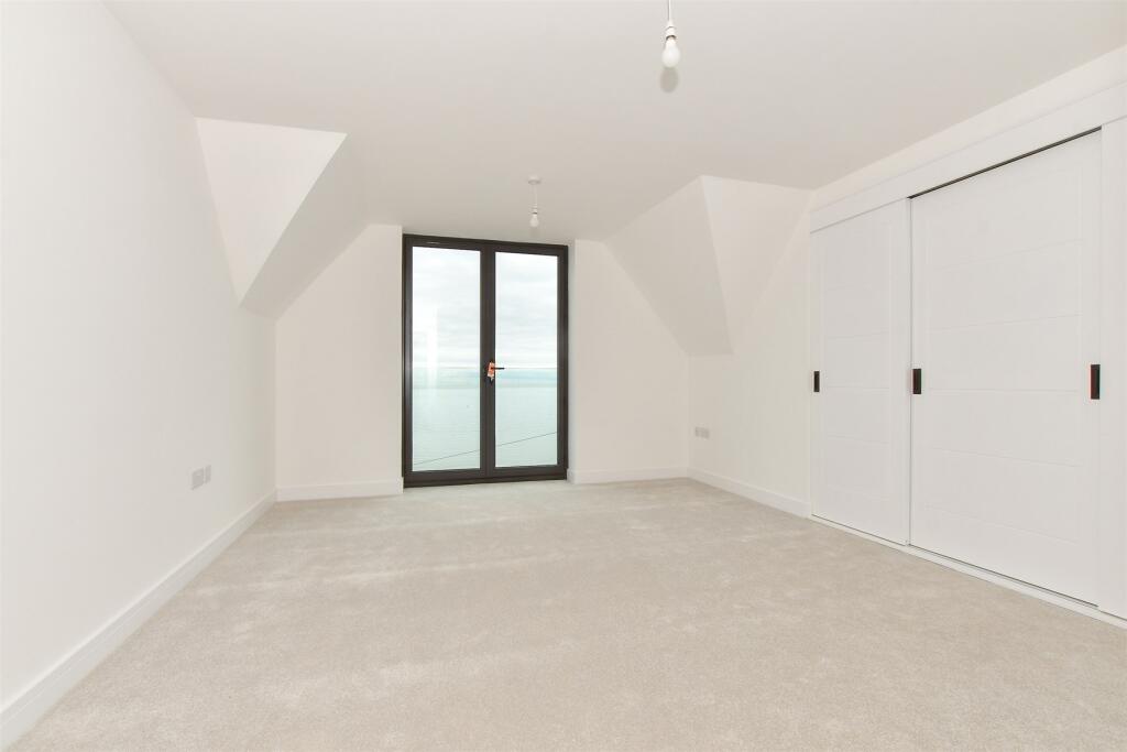 Additional property image - Pier View, St. George's Terrace, Herne Bay, Kent