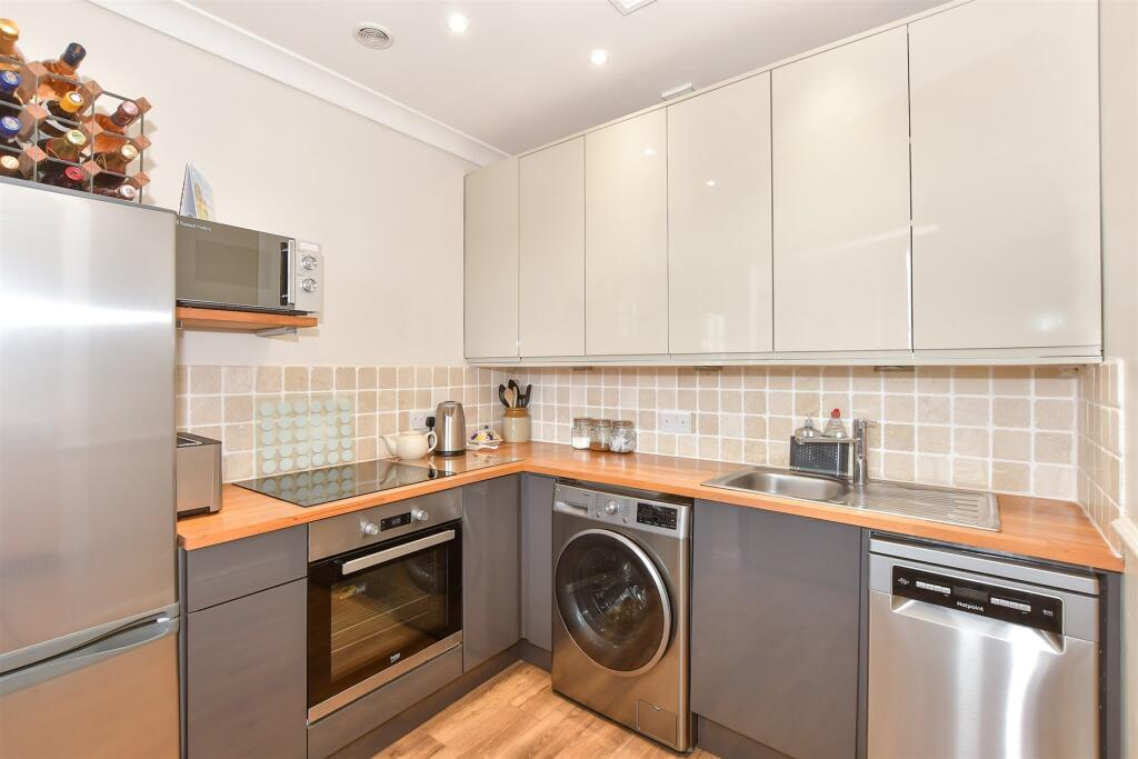 Additional property image - Central Parade, Herne Bay, Kent