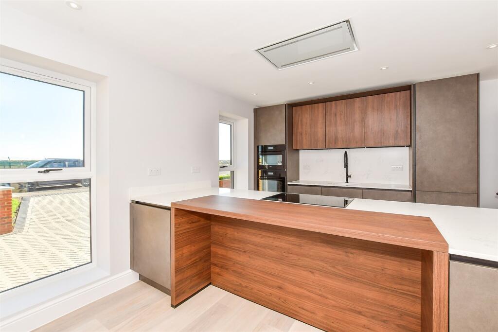 Additional property image - Dymchurch Road, Hythe, Kent