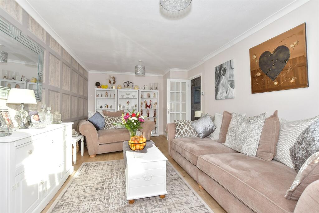 Additional property image - Dove Close, Hythe, Kent