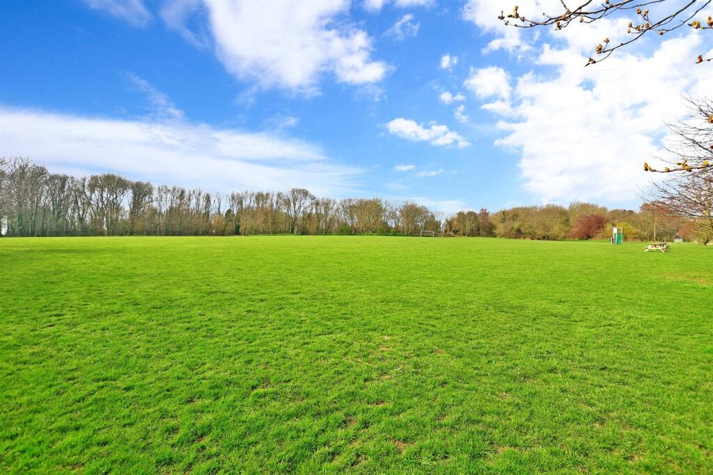 Additional property image - Tanners Hill Gardens, Hythe, Kent