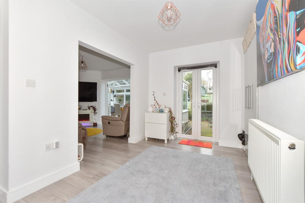 Additional property image - Tanners Hill Gardens, Hythe, Kent