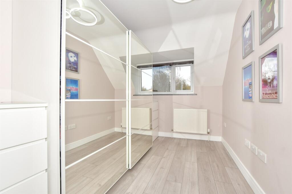 Additional property image - Tanners Hill Gardens, Hythe, Kent