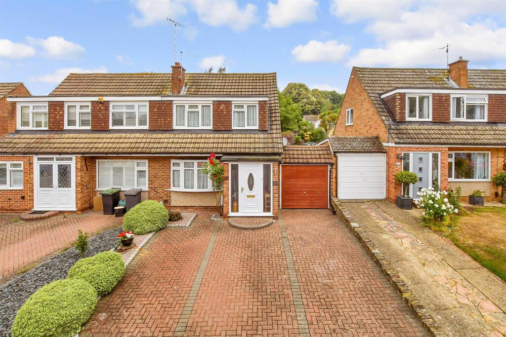 Main image of property: Acorn Grove, Ditton, Aylesford, Kent