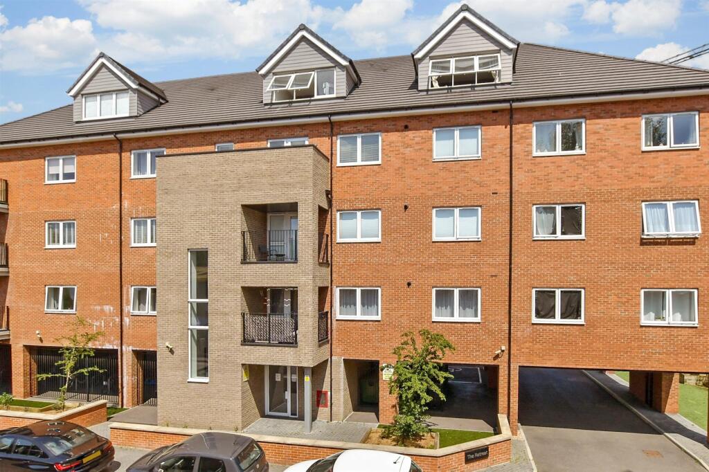 Main image of property: Mill Hall, Aylesford, Kent