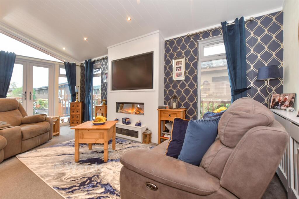 Main image of property: Wateringbury Road, East Malling, Kent