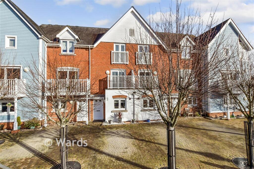 Main image of property: The Lakes, Larkfield, Aylesford, Kent