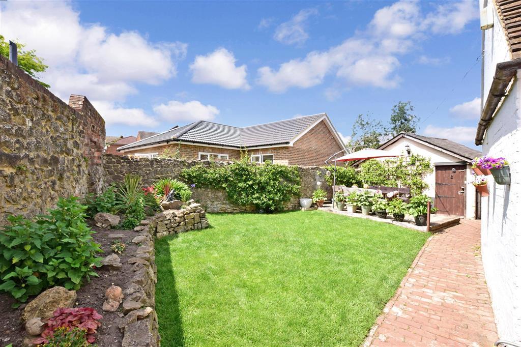 5 bedroom detached house for sale in High Street, East Malling, West