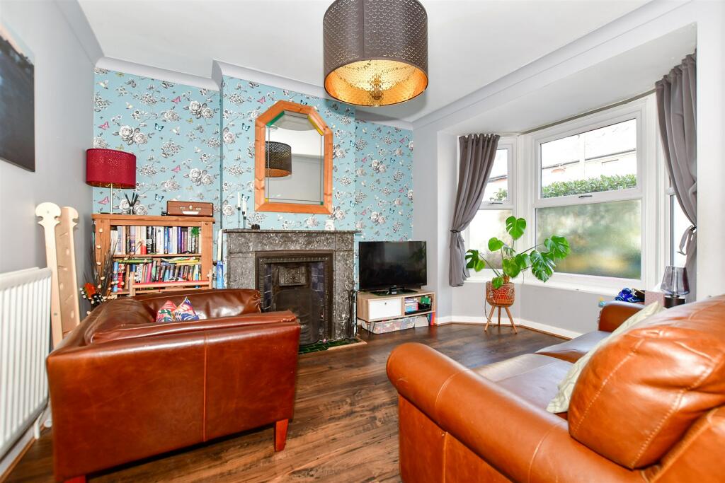 4 bedroom terraced house for sale in Holland Road, Maidstone, Kent, ME14